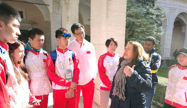 中国大学生代表团参观卡西诺修道院